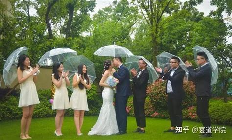 结婚当天下雨|结婚当天下雨婆婆说我不吉利？婚礼当天下雨有什么寓意兆头